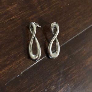 Retired James Avery Silver Infinity Earring